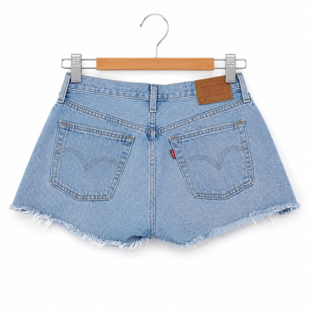 Levi’s Premium 501 Cutoff Denim Shorts W28 Light Wash Frayed Raw Hem Vintage 90s - Picture 6 of 12